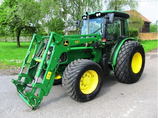 PoulaTo: John Deere 5515  -  2007  :  6800 Eur